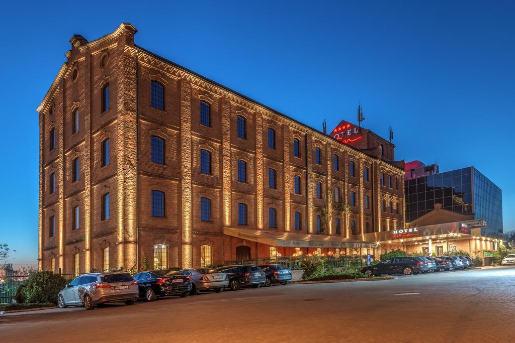 Hotel Mlyn & Spa Włocławek Kültér fotó